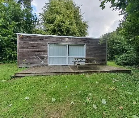 Camping Le Mont Cesar Gouvieux Extérieur photo