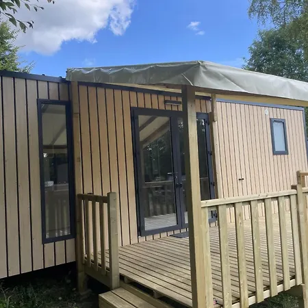 Camping Le Mont Cesar Gouvieux Extérieur photo